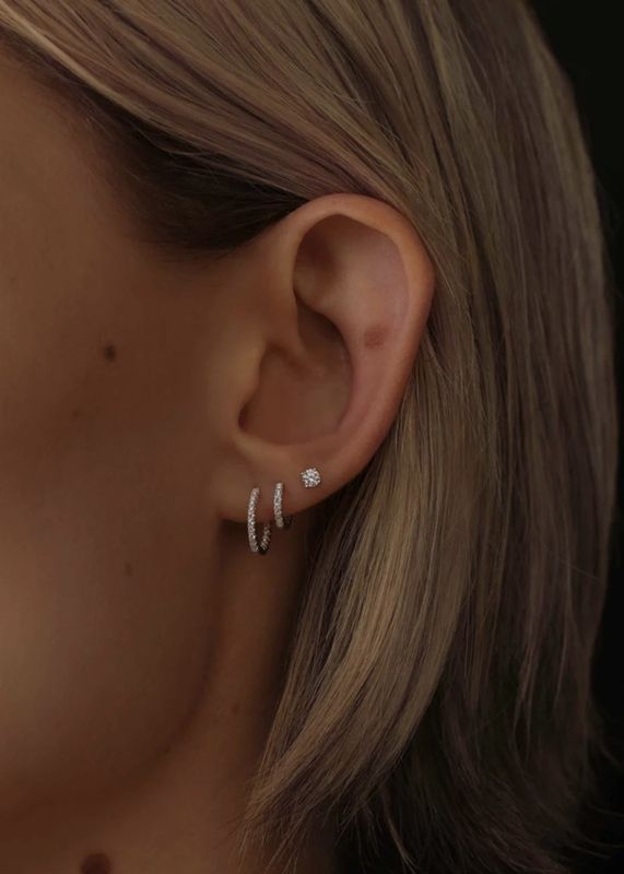 ANI Jewels Stone Huggie Hoops Gold 9mm