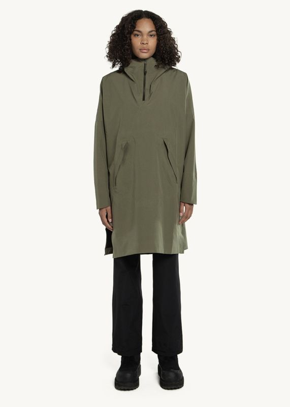 BLÆST Aalesund Poncho Grape Leaf