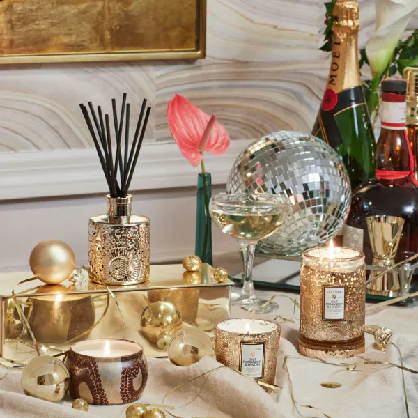 Hovedbilde Voluspa DuftlysGilt Pomander & Hinoki Large Candle 100T