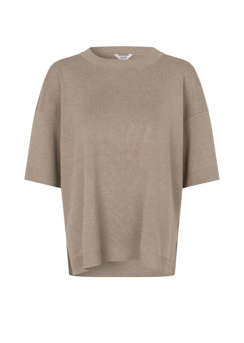 MbyM Gillian island fossil 